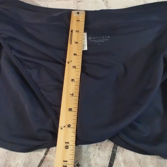 Athleta Skort Black NWT Shirred Band Swim Skort Chlorine Resistant Large - Picture 9 of 10